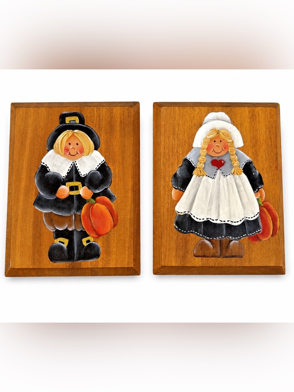 Hand Painted Thanksgiving Decor Art  5.5" x 4.5" x 1.75" 1990's Pilgrims Vintage